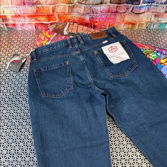 RVCA Jeans - Picture 5 of 7